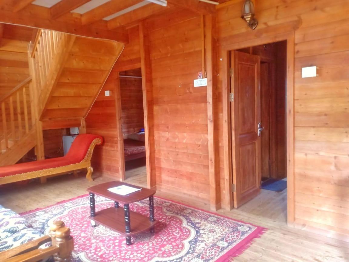 הוילה אוטי Joy Eco Woodhouse - 5 Bhk House (Adults Only) מראה חיצוני תמונה