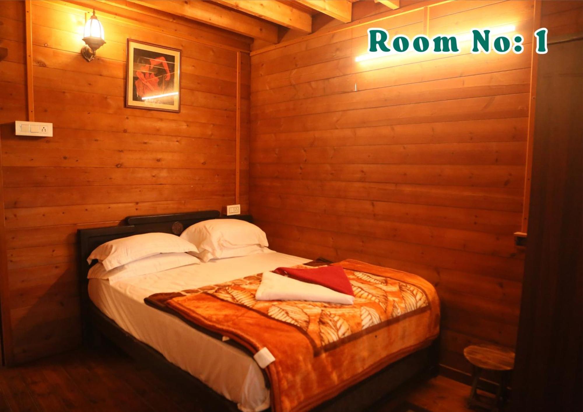 הוילה אוטי Joy Eco Woodhouse - 5 Bhk House (Adults Only) מראה חיצוני תמונה